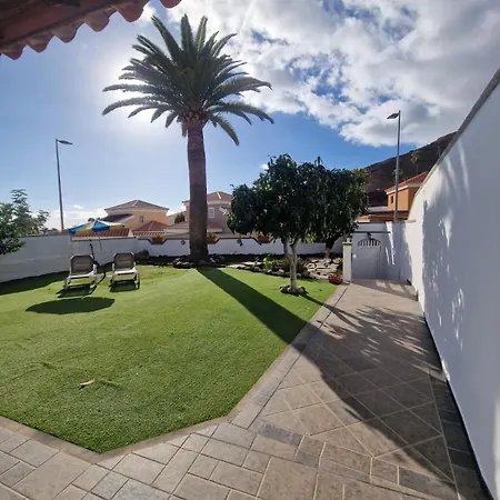빌라 Palmera Dorada *