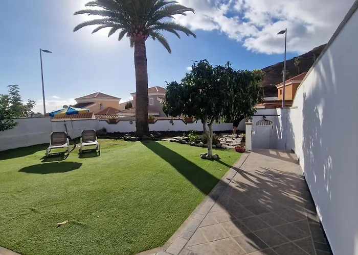 Villa Palmera Dorada *